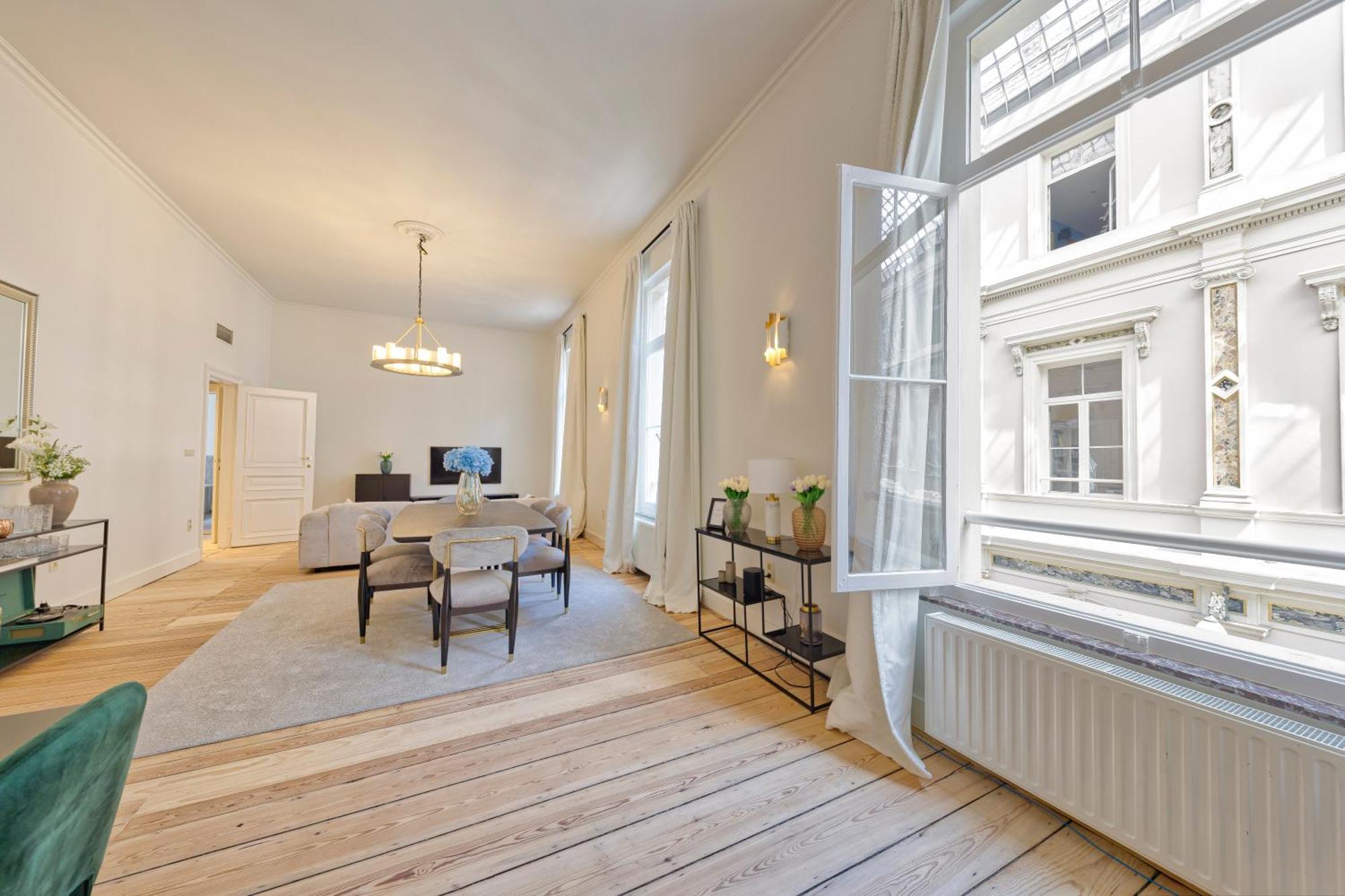 Dans L'hypercentre Appartement *